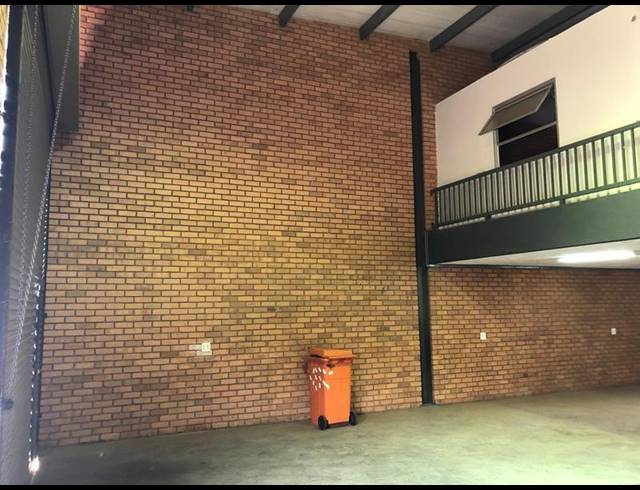 INDUSTRIAL PROPERTY TO RENT IN HENNOPSPARK